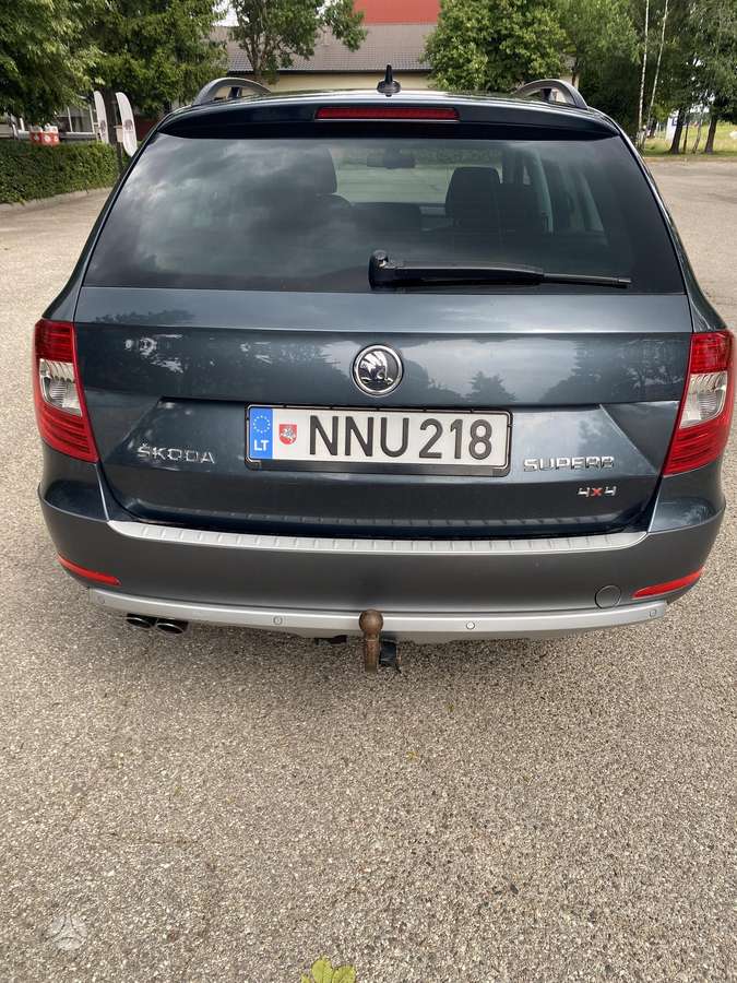 Skoda Superb, 2.0 l., wagon