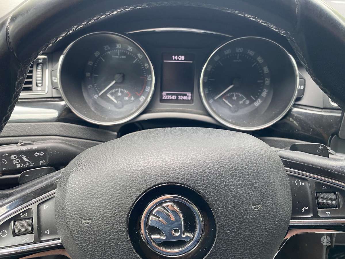 Skoda Superb, 2.0 l., wagon