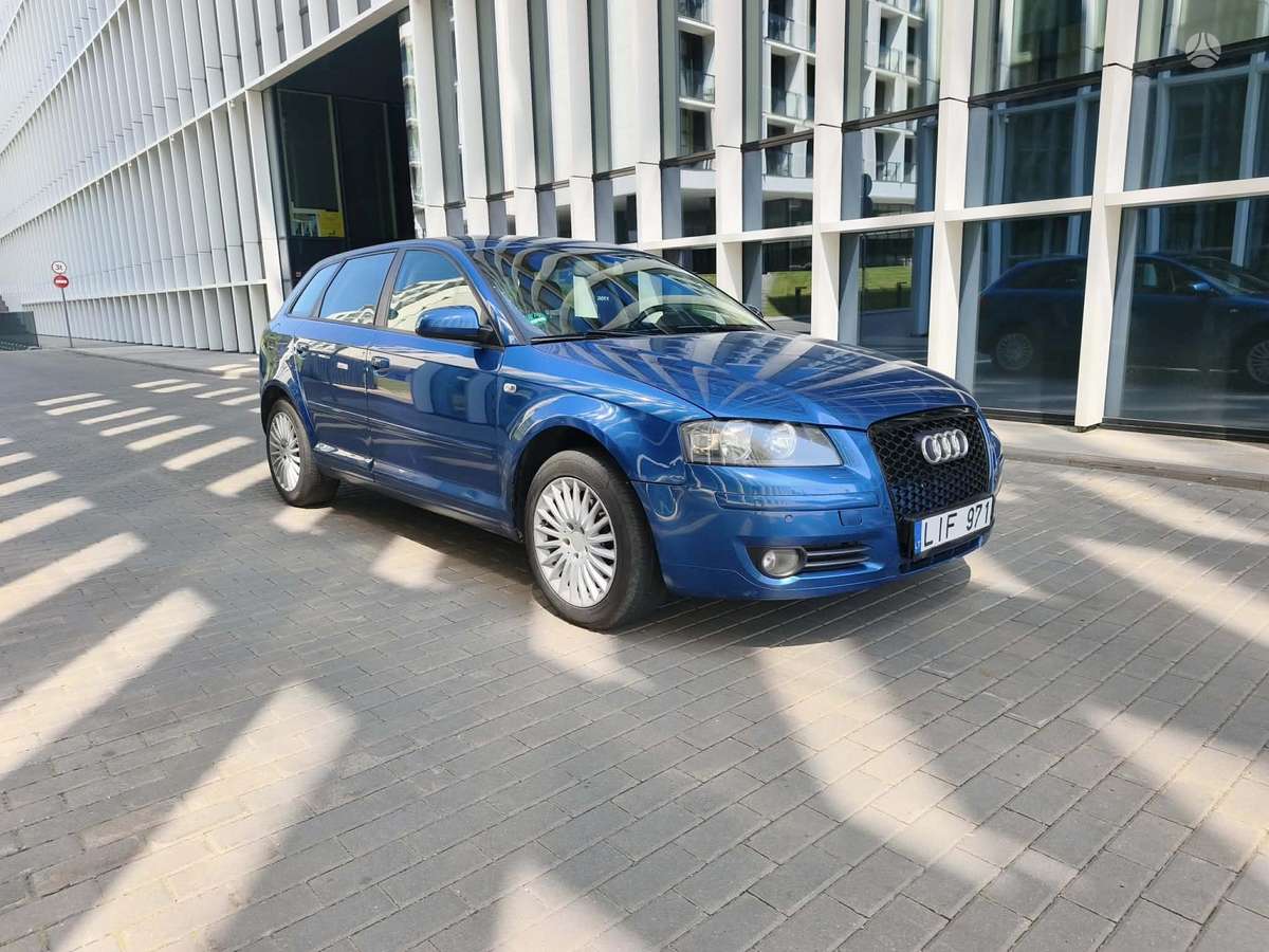 Audi A3, 1.6 l., Хэтчбек