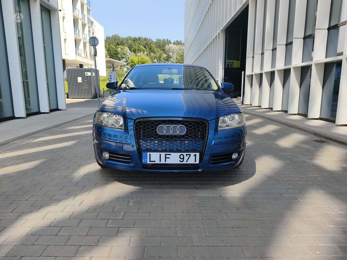 Audi A3, 1.6 l., hatchback