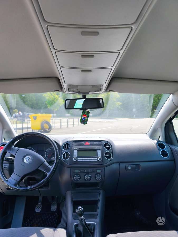 Volkswagen Golf Plus - 5