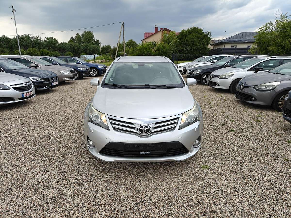 Toyota Avensis, 2.0 l., Универсал