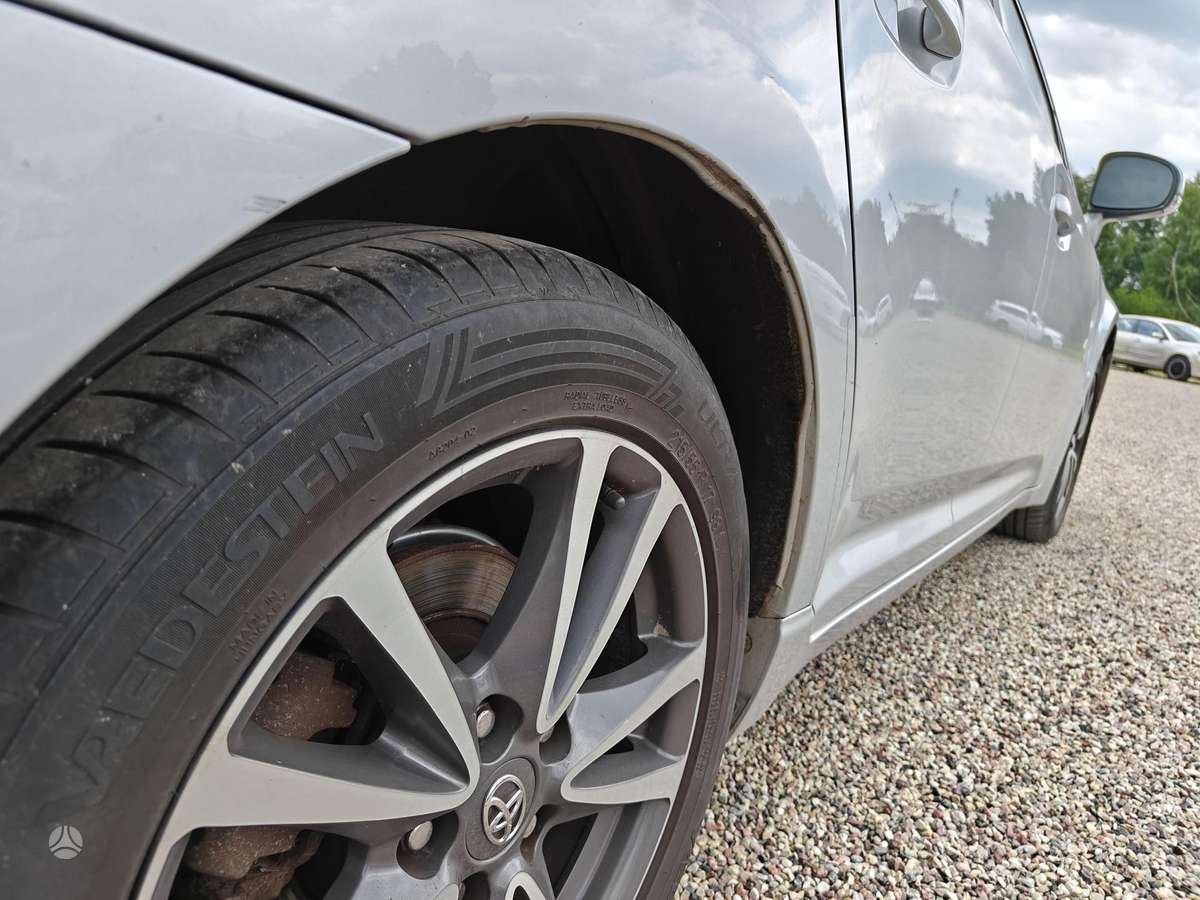 Toyota Avensis, 2.0 l., Универсал