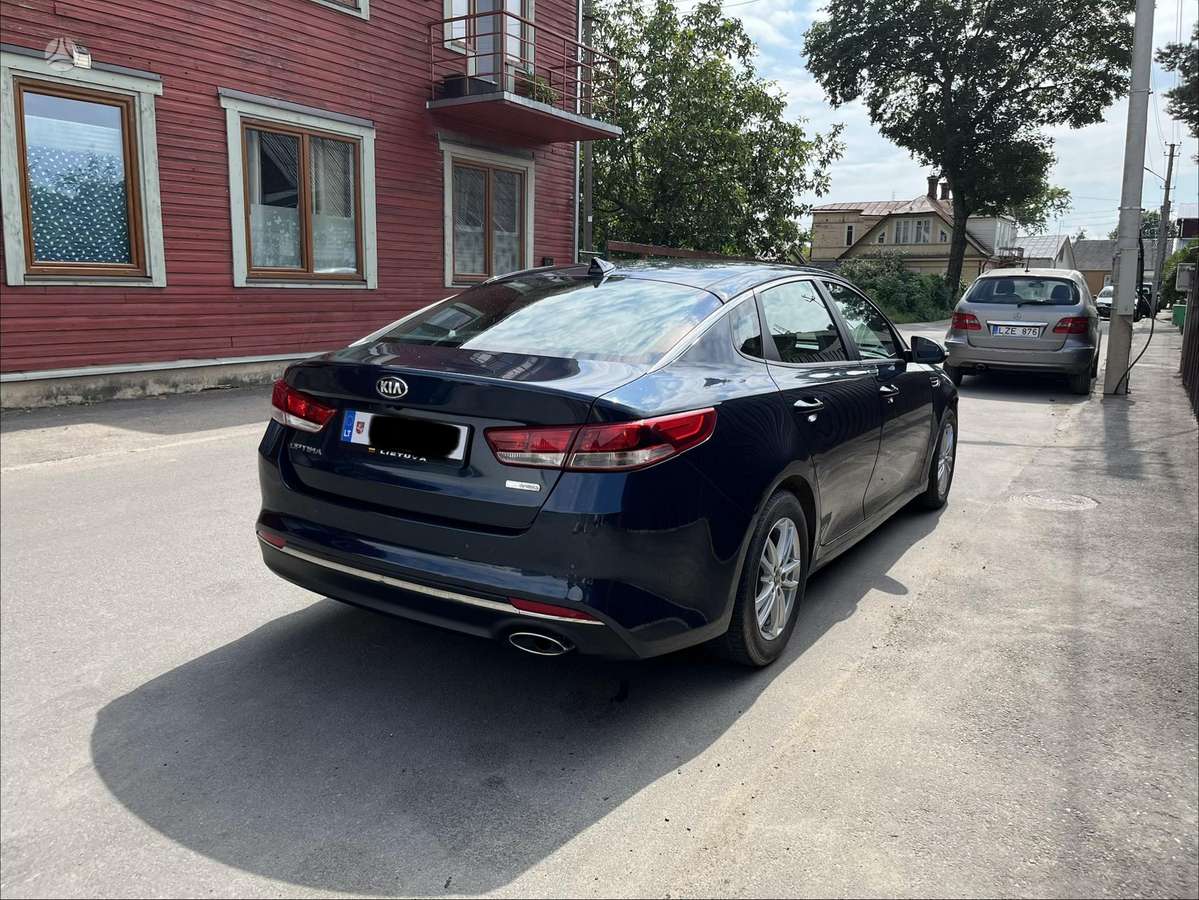 Kia Optima, 1.7 l., Седан