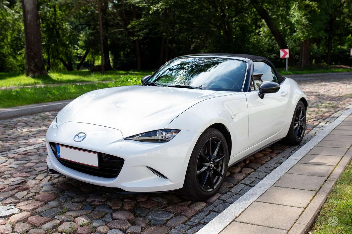Mazda MX-5, 2.0 l., Кабриолет
