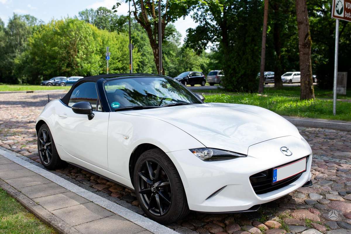 Mazda MX-5, 2.0 l., Кабриолет