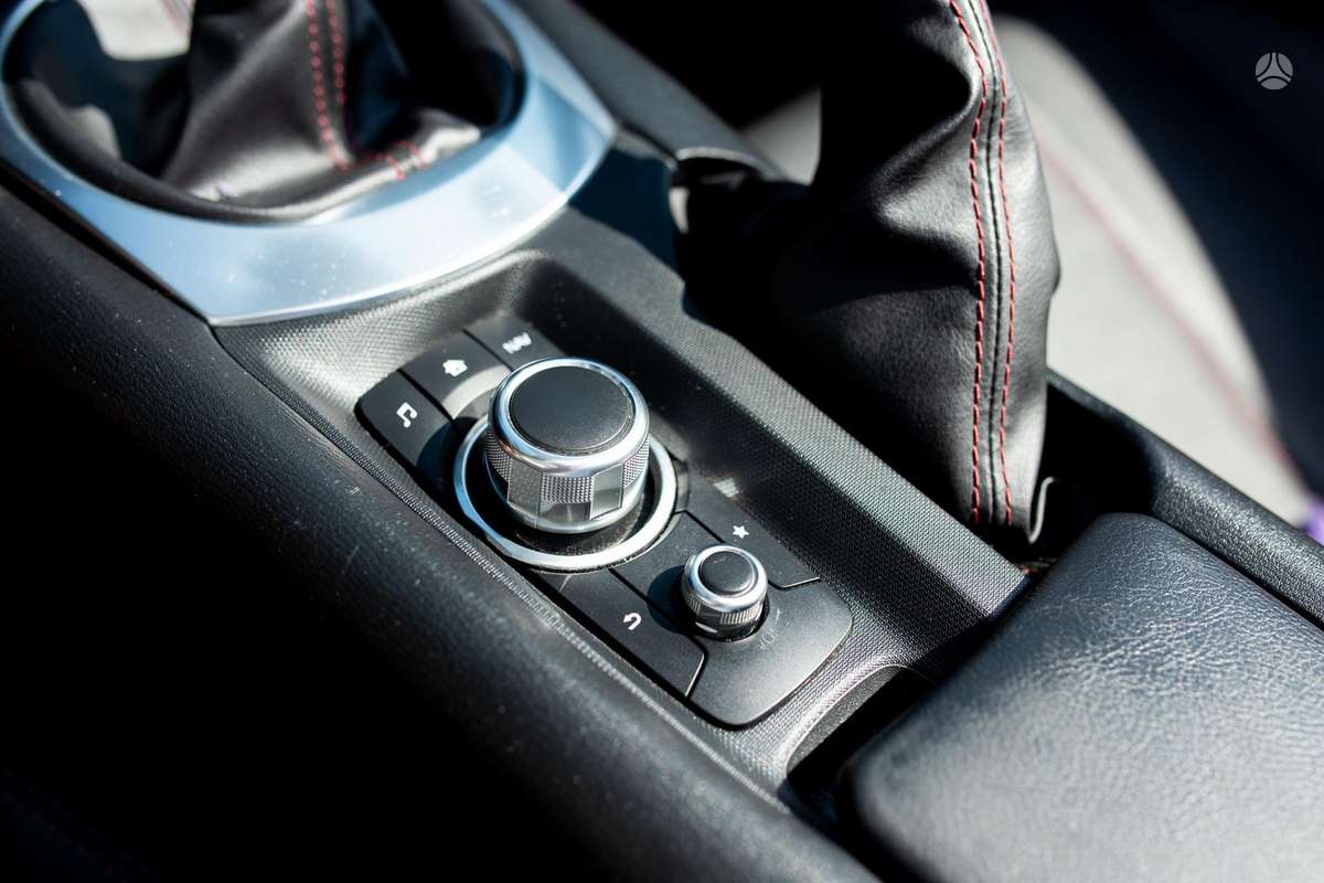 Mazda MX-5, 2.0 l., Кабриолет