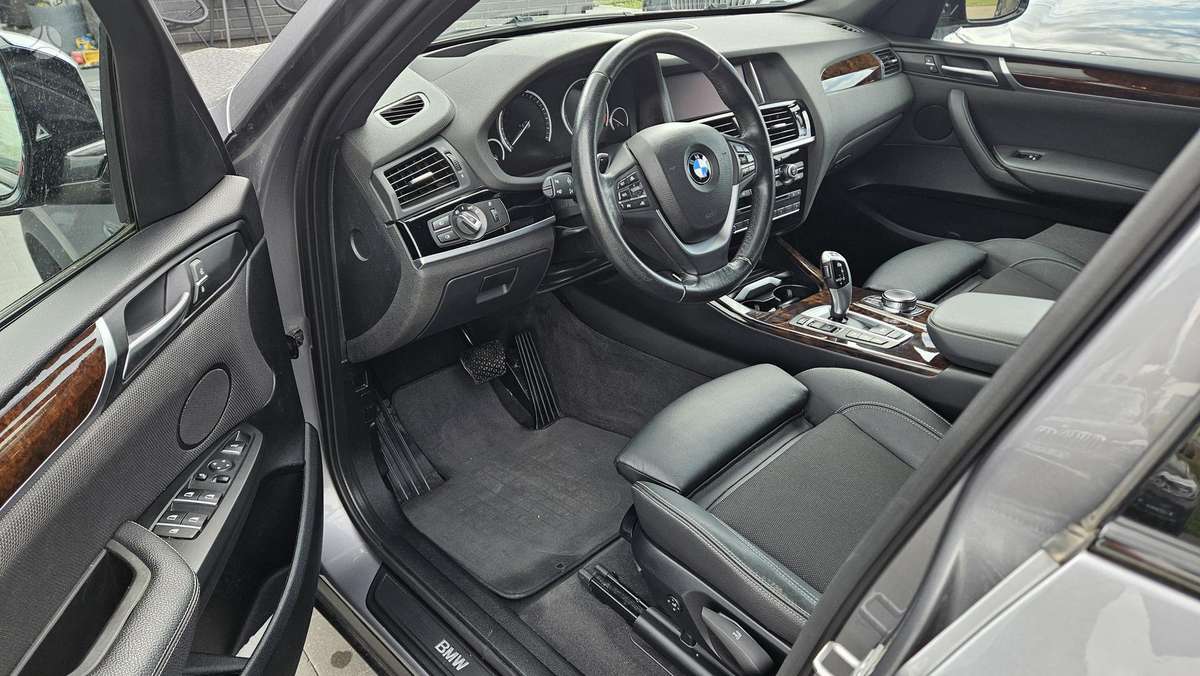 BMW X3, 2.0 l., Внедорожник / Кроссовер