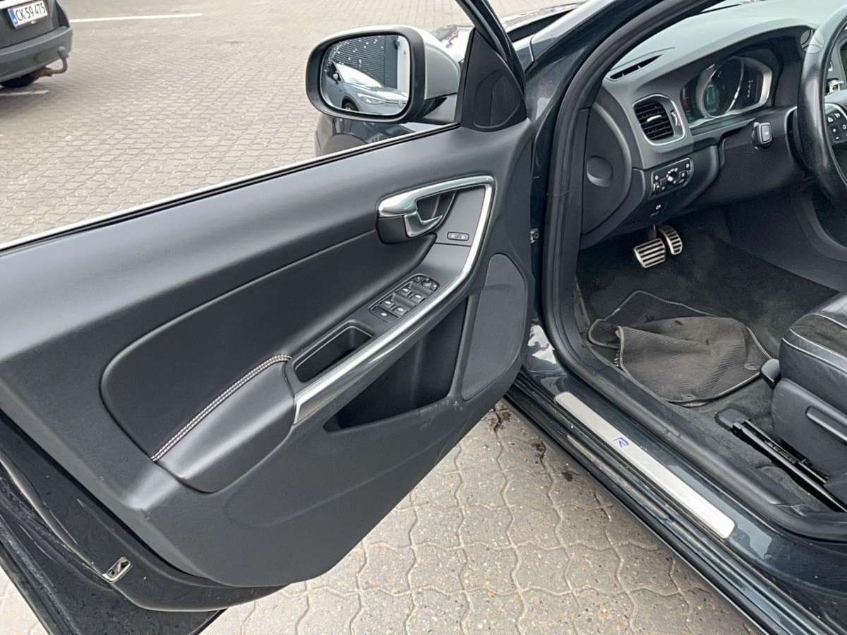 Volvo V60, 2.0 l., universalas