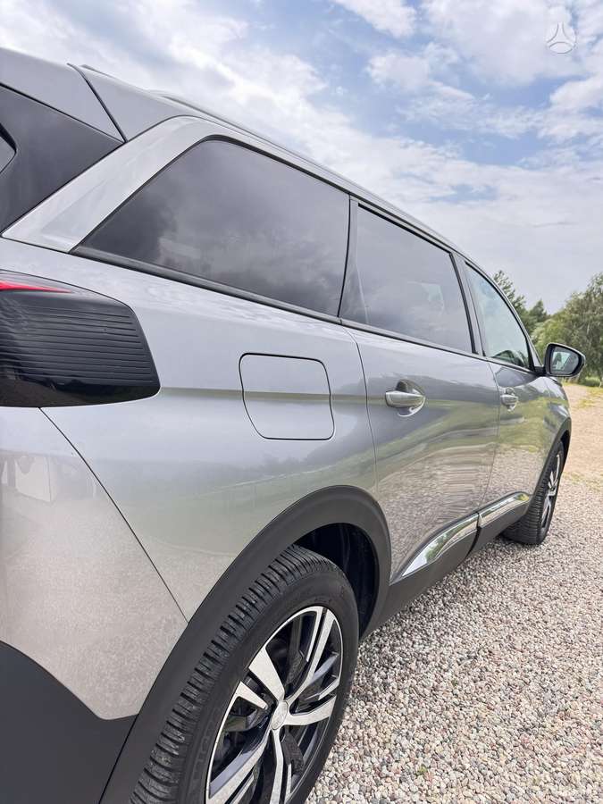 Peugeot 5008 - 9