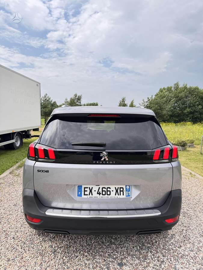 Peugeot 5008 - 11