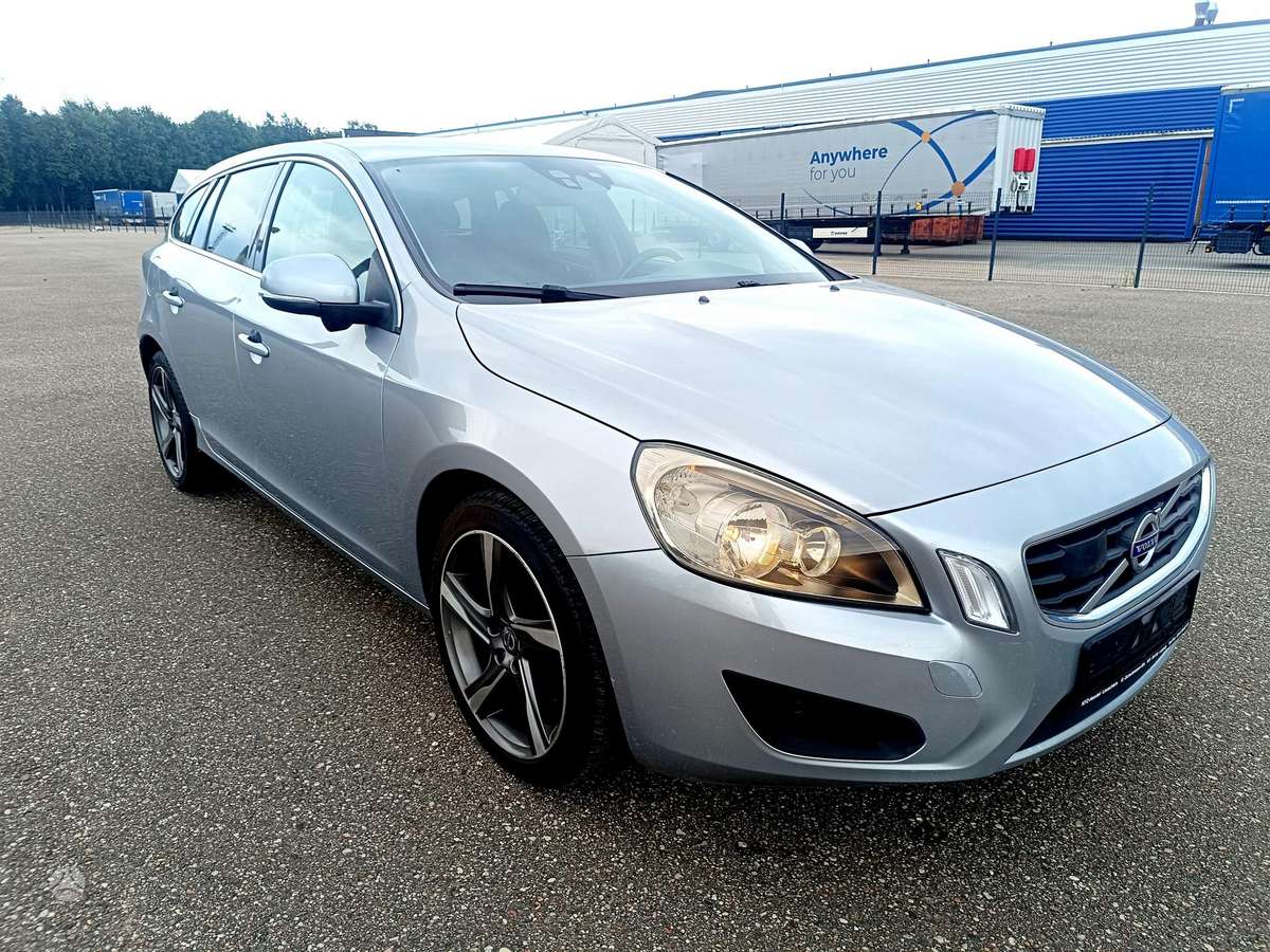 Volvo V60, 2.0 l., Универсал