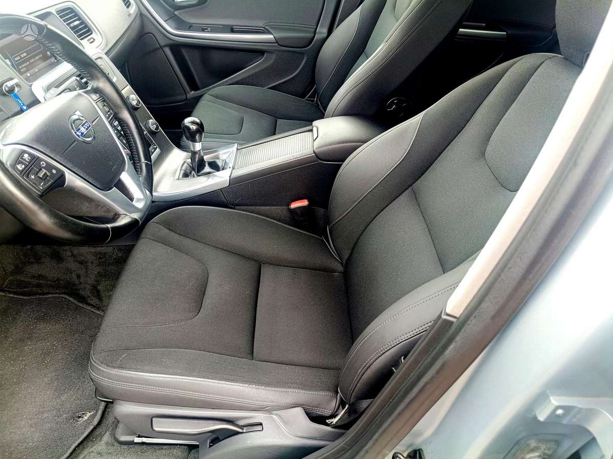 Volvo V60, 2.0 l., Универсал