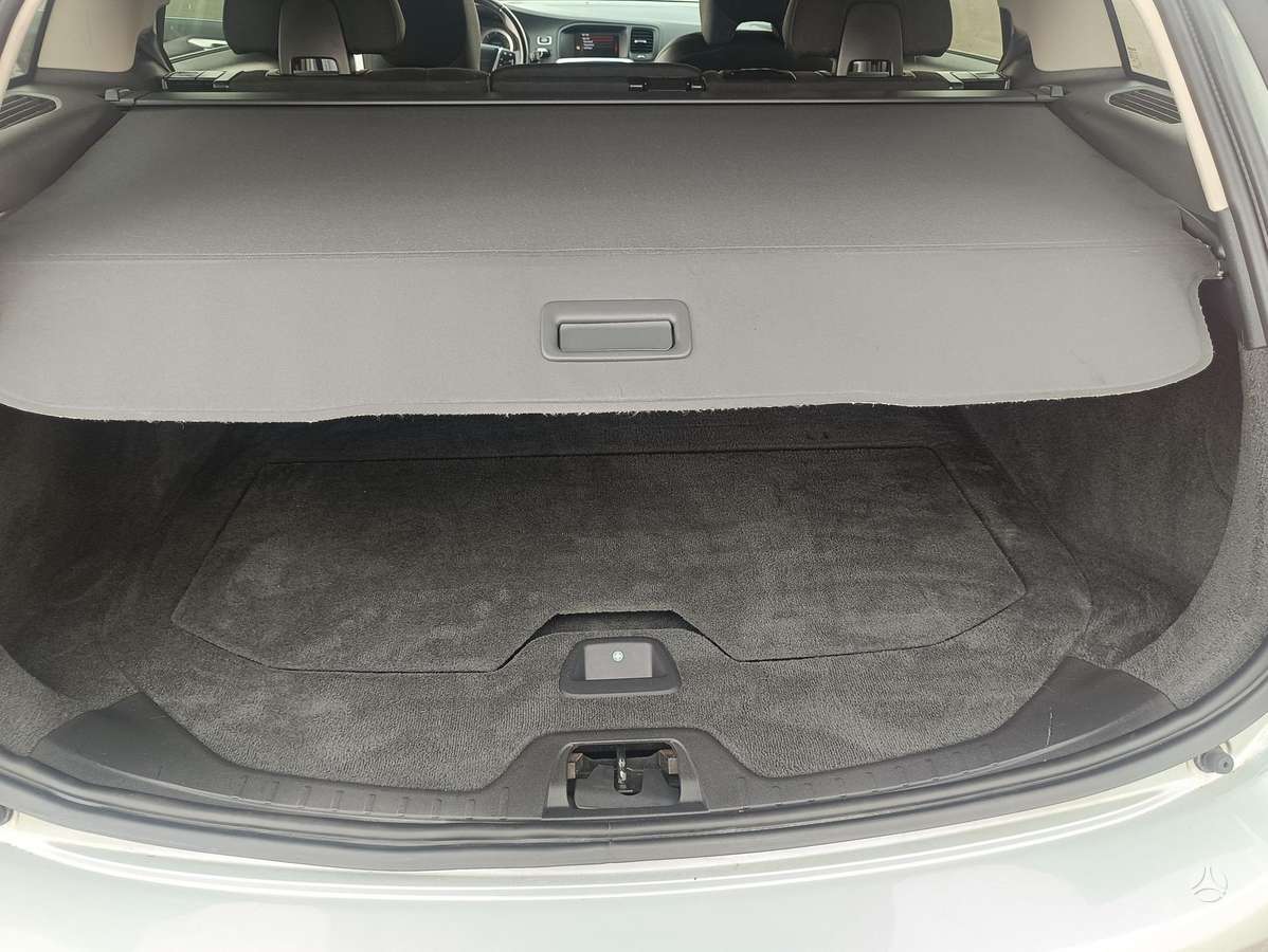 Volvo V60, 2.0 l., Универсал