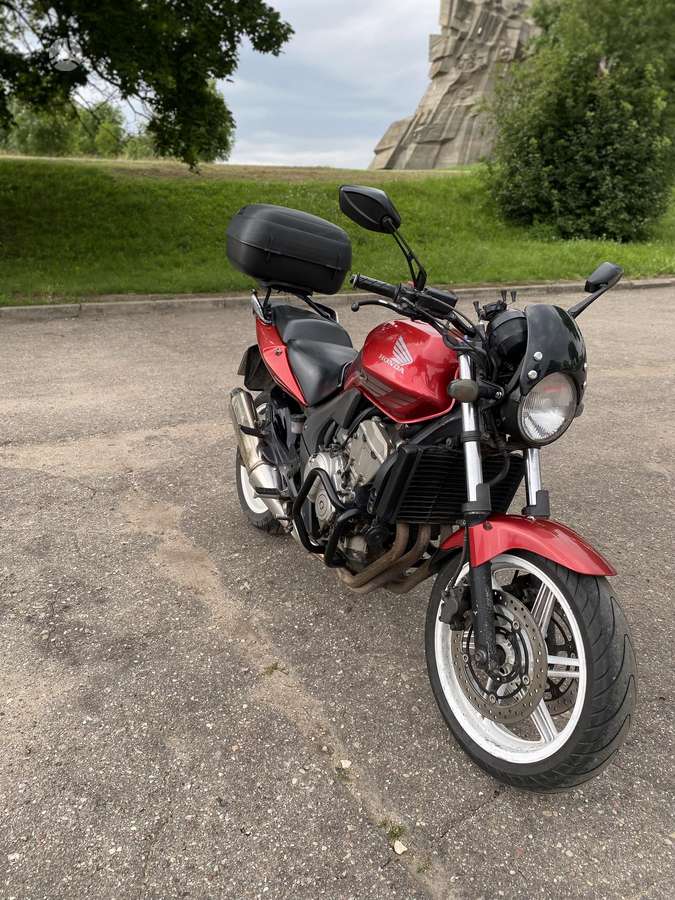 Honda CBF 600cc, street / classic