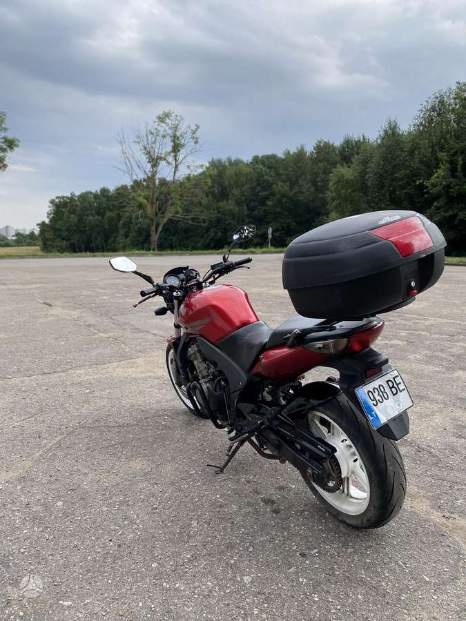 Honda CBF 600cc, street / classic