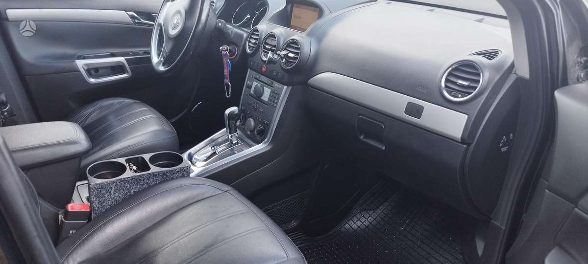 Opel Antara, 2.2 l., mpv / minivan