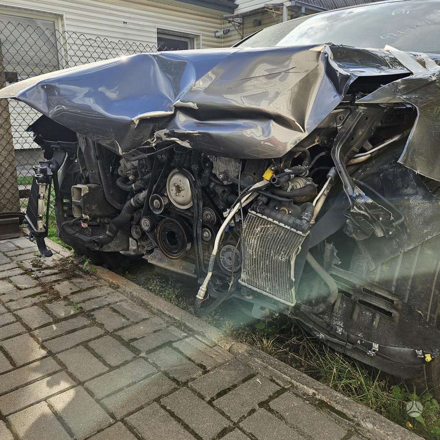 Audi Q7, 3.0 l., Внедорожник / Кроссовер