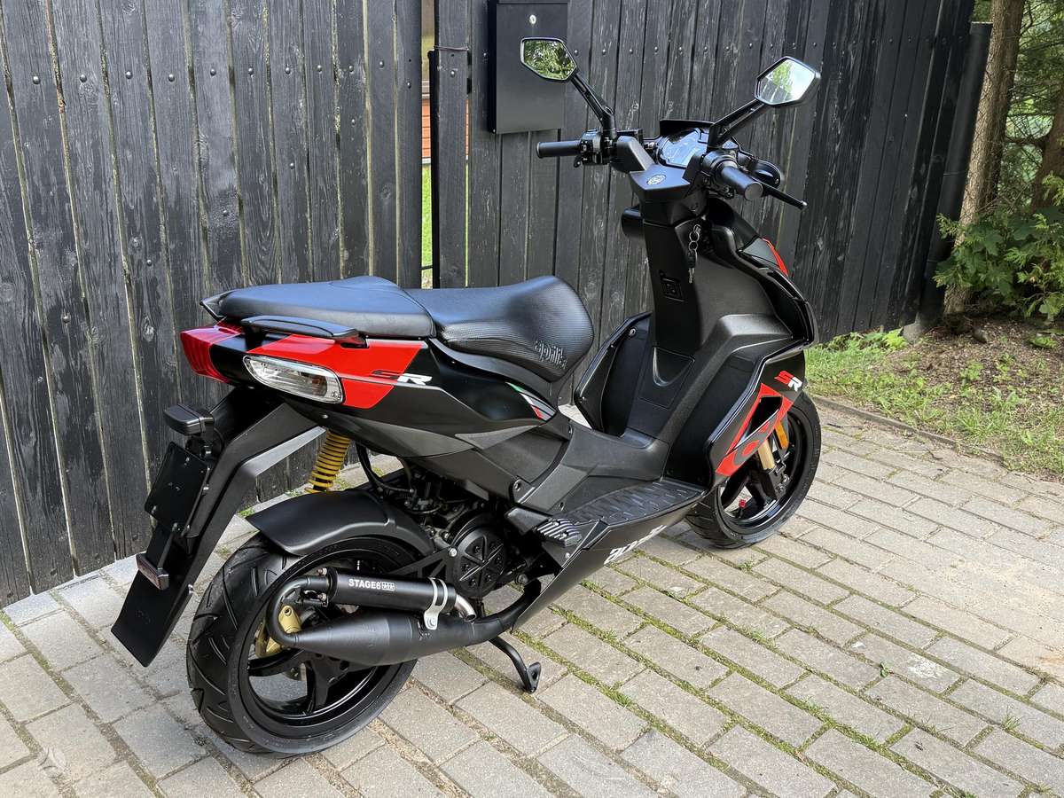Aprilia SR 49cc, мотороллеры / мопеды