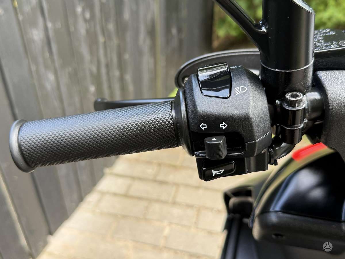 Aprilia SR 49cc, scooters / mopeds