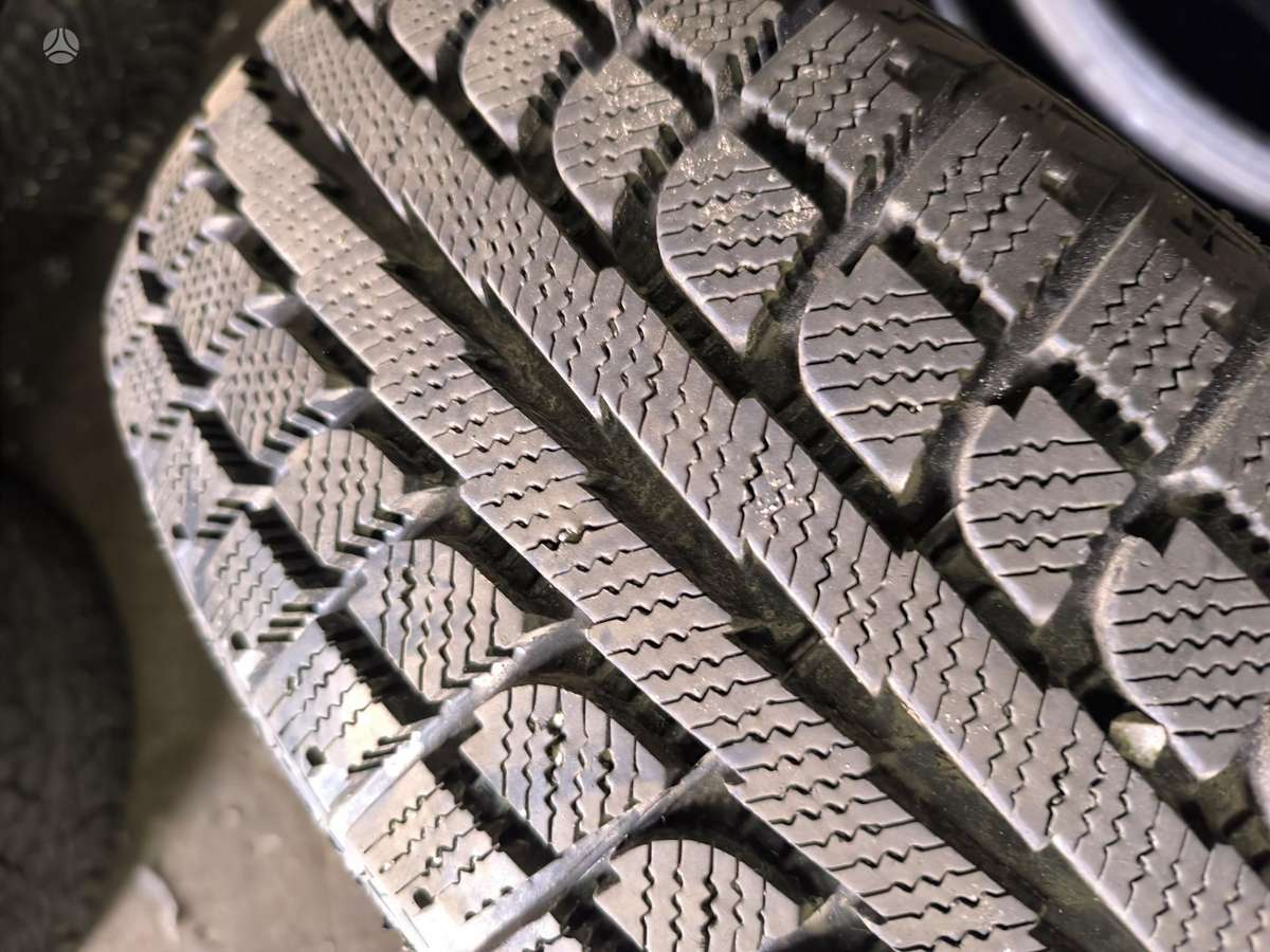Maxtrek, universalios 215/60 R17