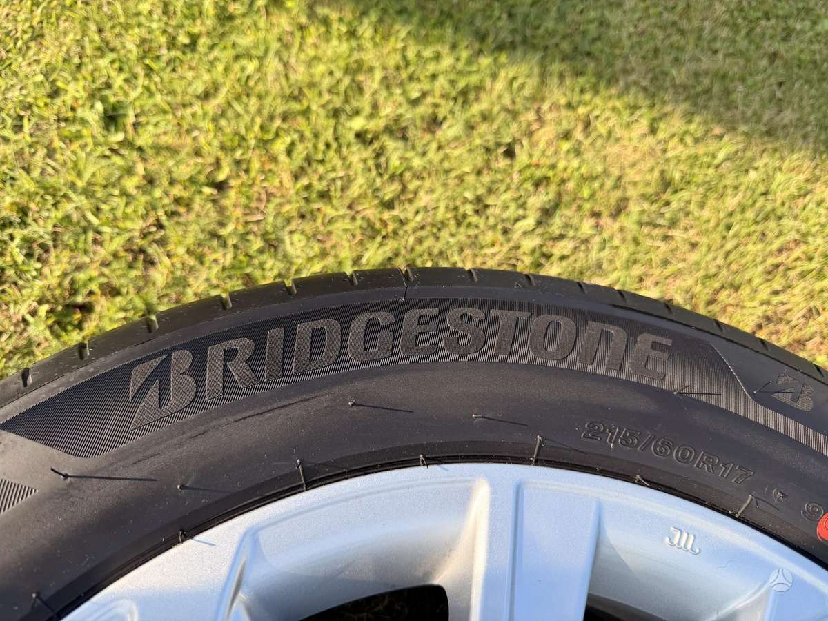 Bridgestone Turanza, летние 215/60 R17