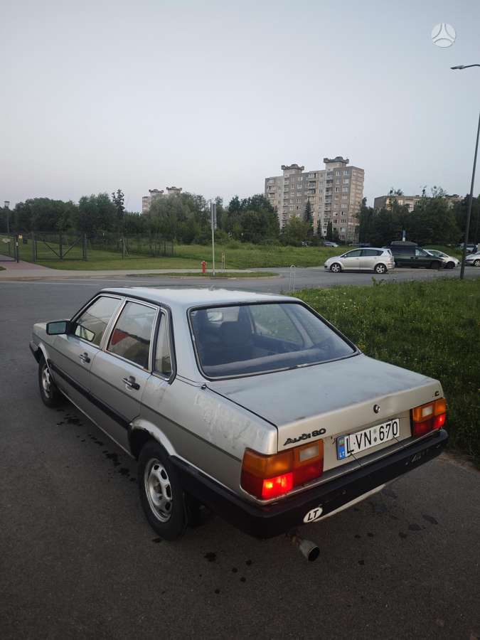 Audi 80, 1.8 l., Седан