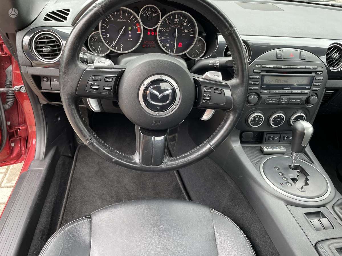 Mazda MX-5, 2.0 l., Кабриолет