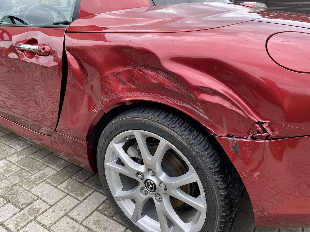 Mazda MX-5, 2.0 l., Кабриолет