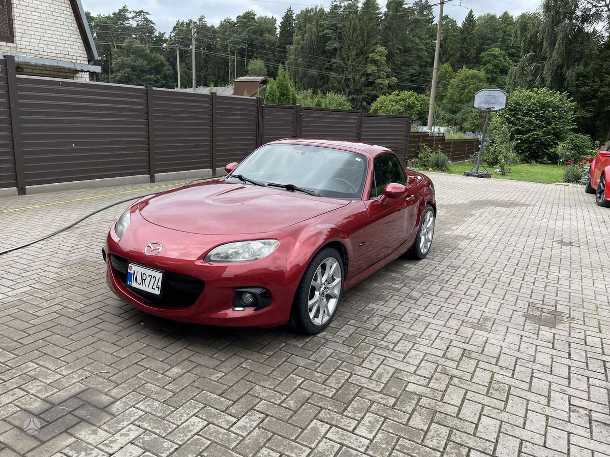 Mazda MX-5, 2.0 l., Кабриолет
