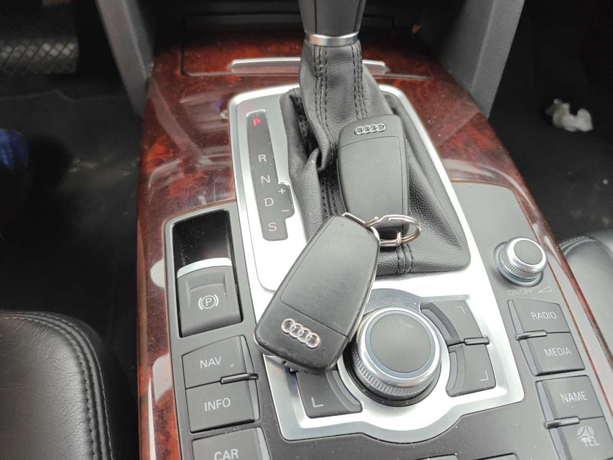 Audi A6, 2.8 l., Седан
