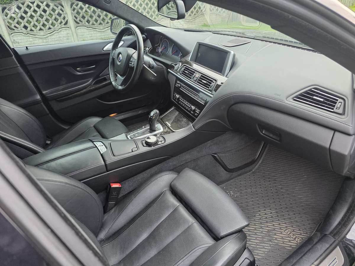 Alpina B6, 4.4 l., Седан