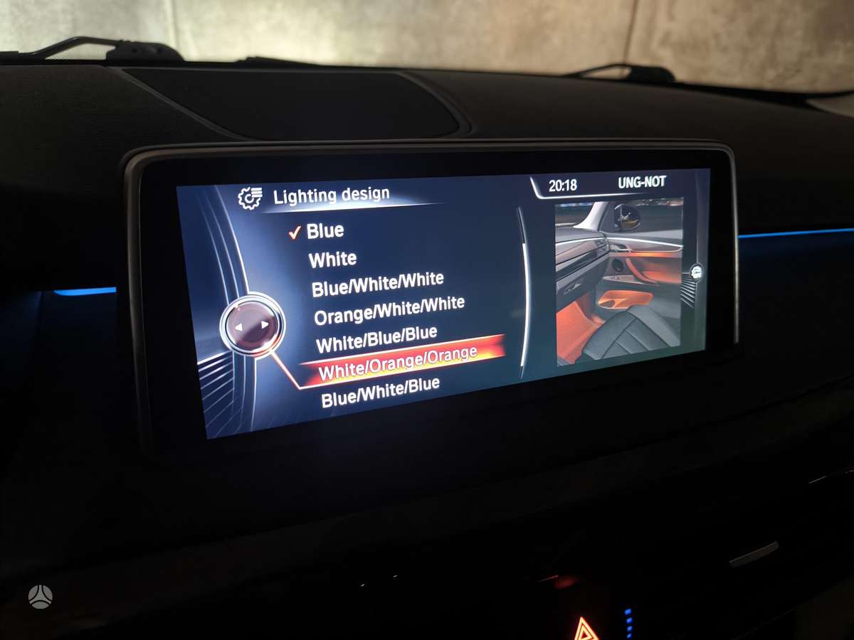 BMW X5, 3.0 l., off-road / crossover