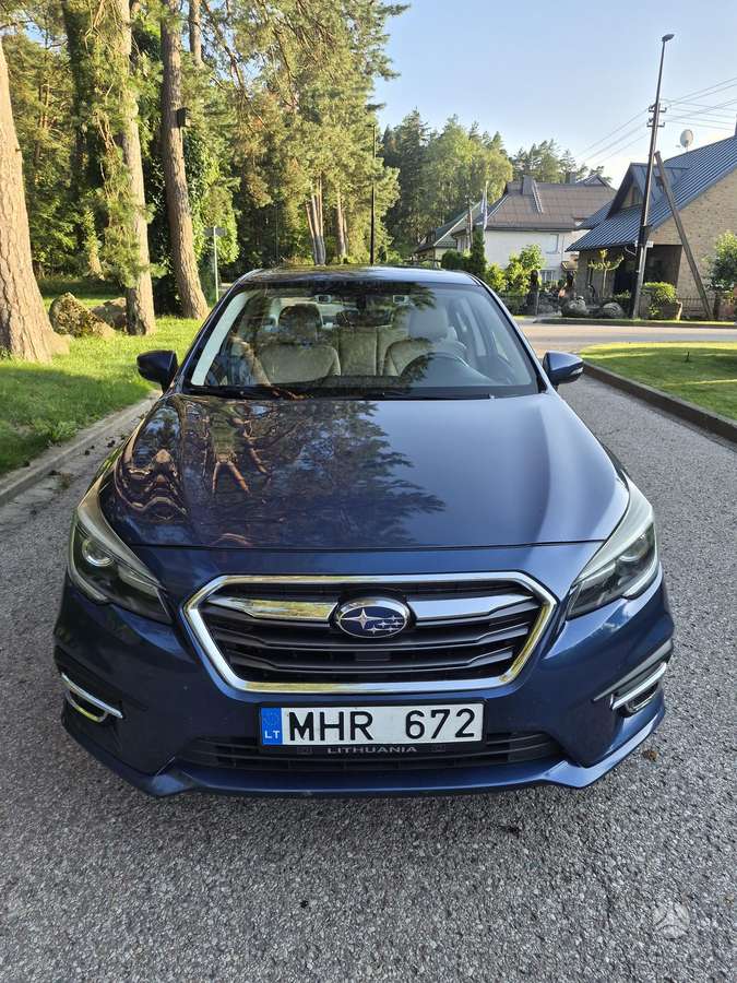 Subaru Legacy - 1