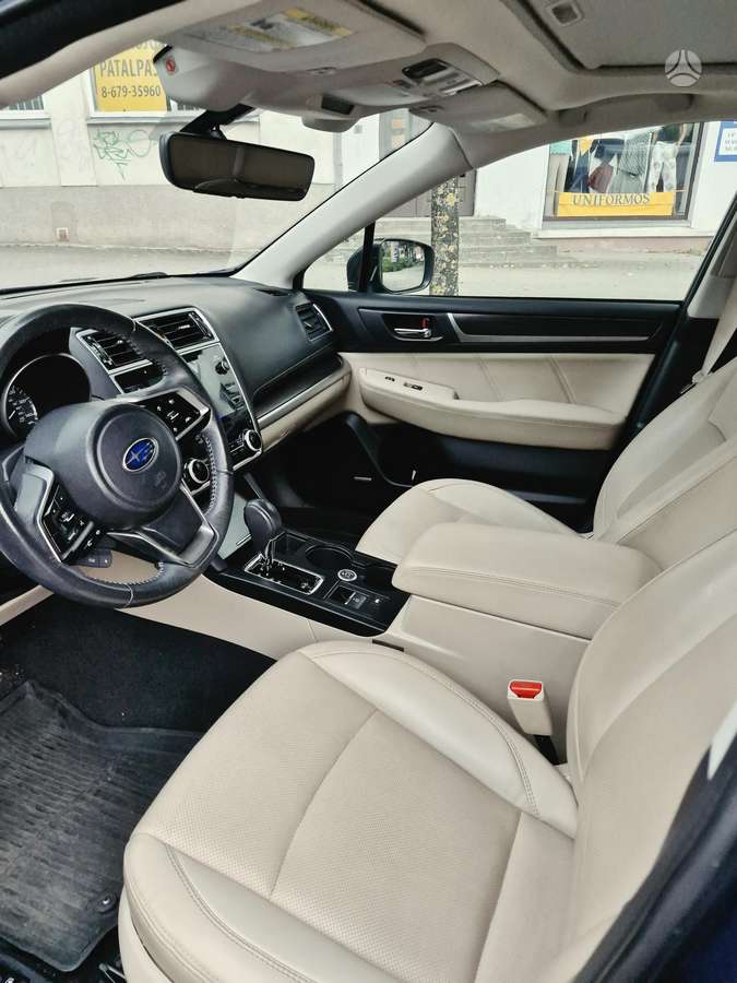 Subaru Legacy - 10