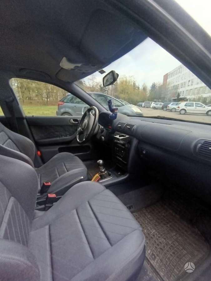 Audi A3, 1.6 l., Хэтчбек