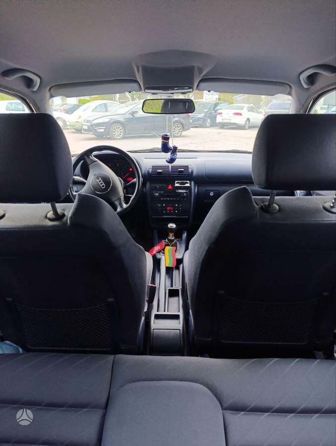 Audi A3, 1.6 l., hatchback