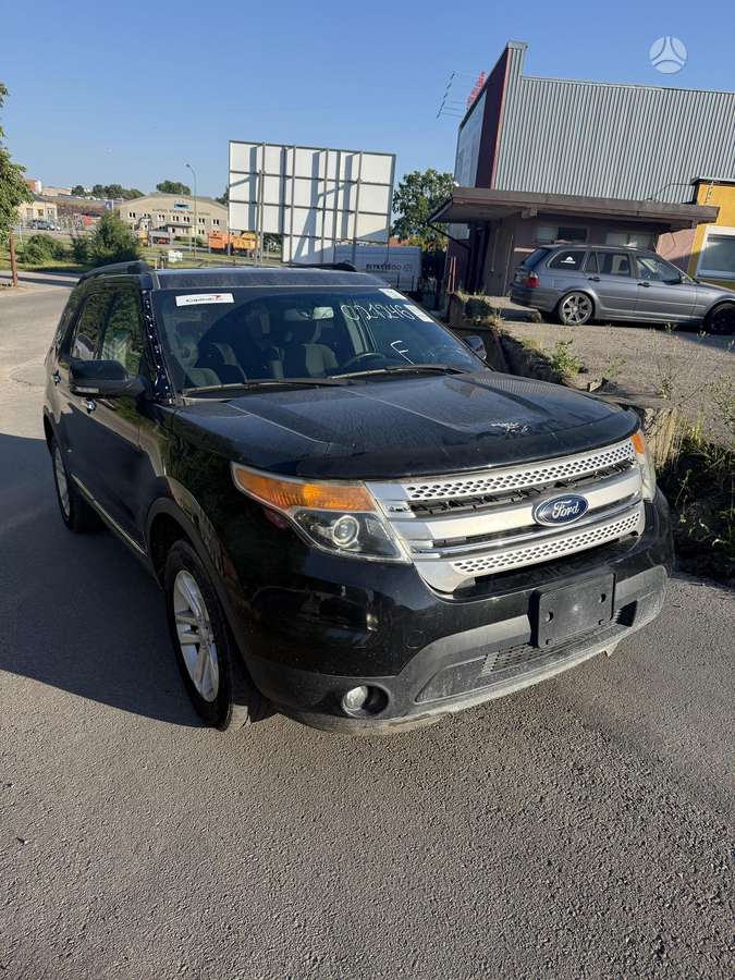 Ford Explorer, 3.5 l., off-road / crossover