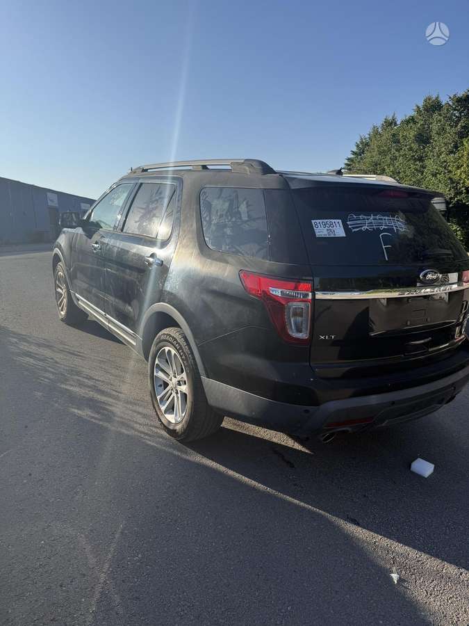 Ford Explorer, 3.5 l., off-road / crossover