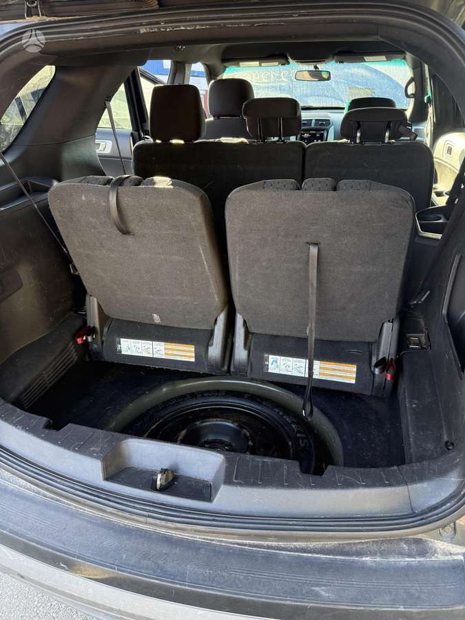 Ford Explorer, 3.5 l., off-road / crossover