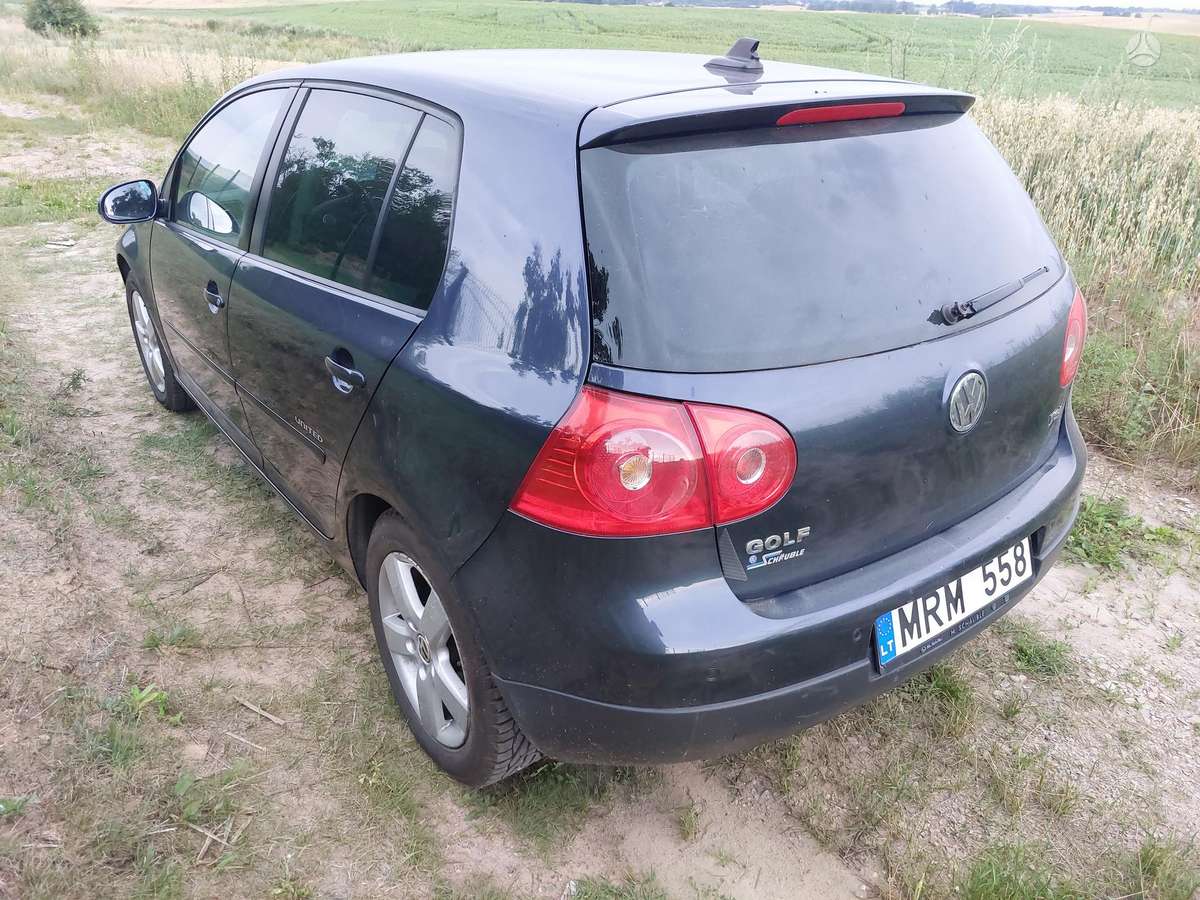 Volkswagen Golf - 9
