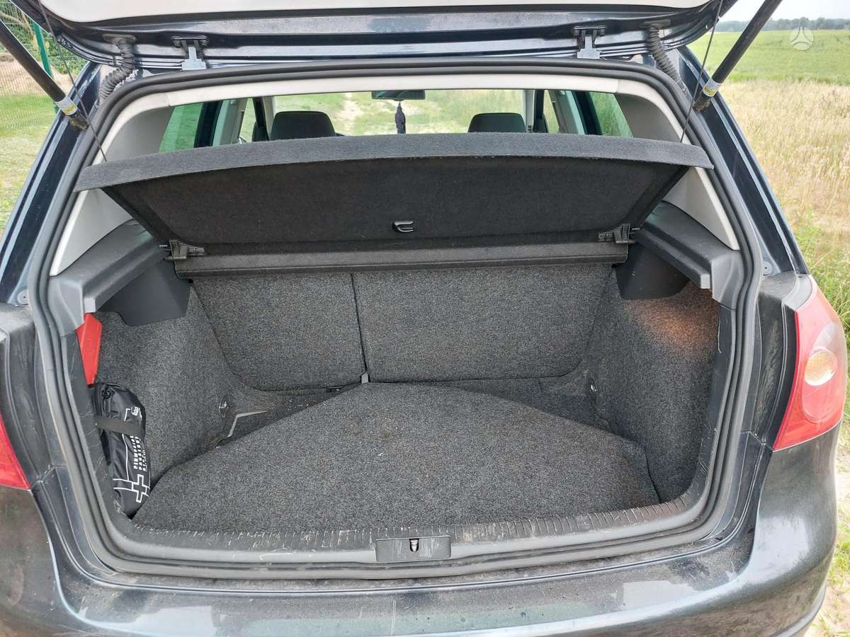 Volkswagen Golf, 1.4 l., hatchback