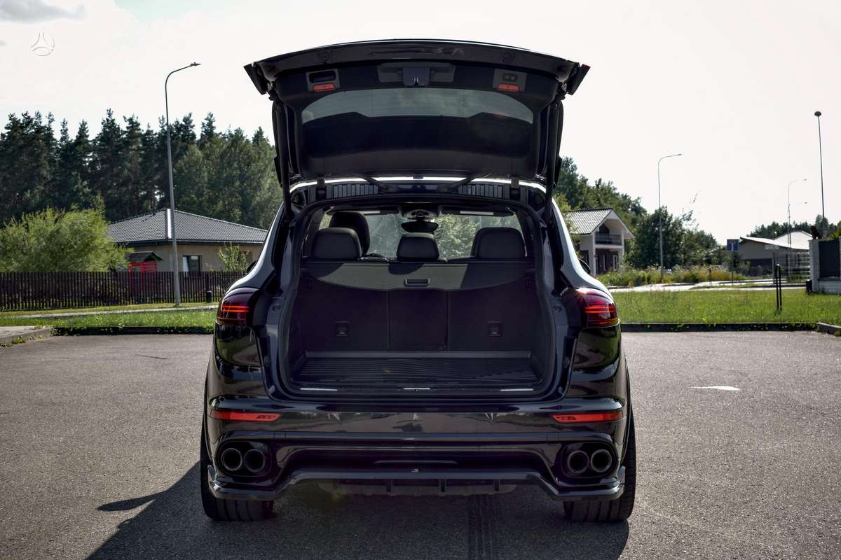 Porsche Cayenne - 7