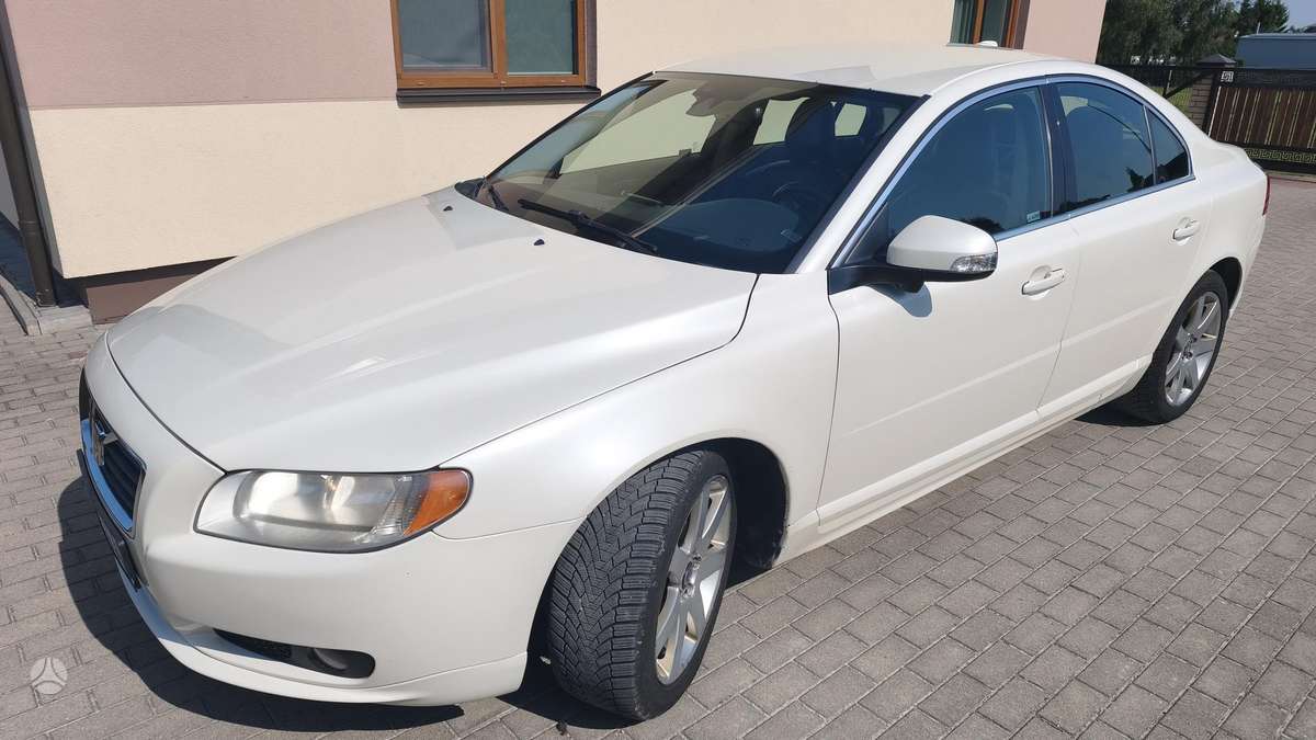 Volvo S80, 2.4 l., Седан