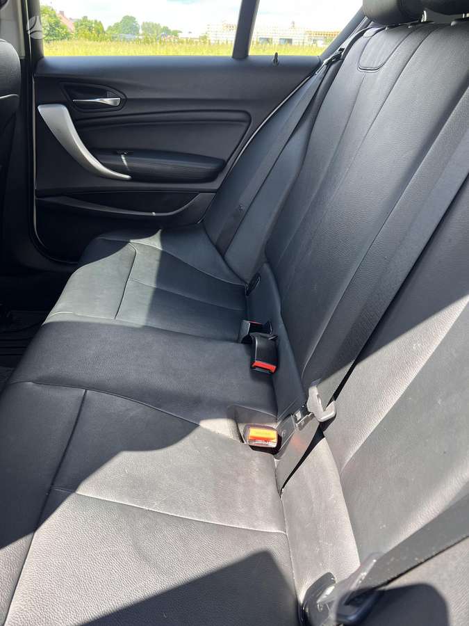 BMW 118, 2.0 l., hatchback