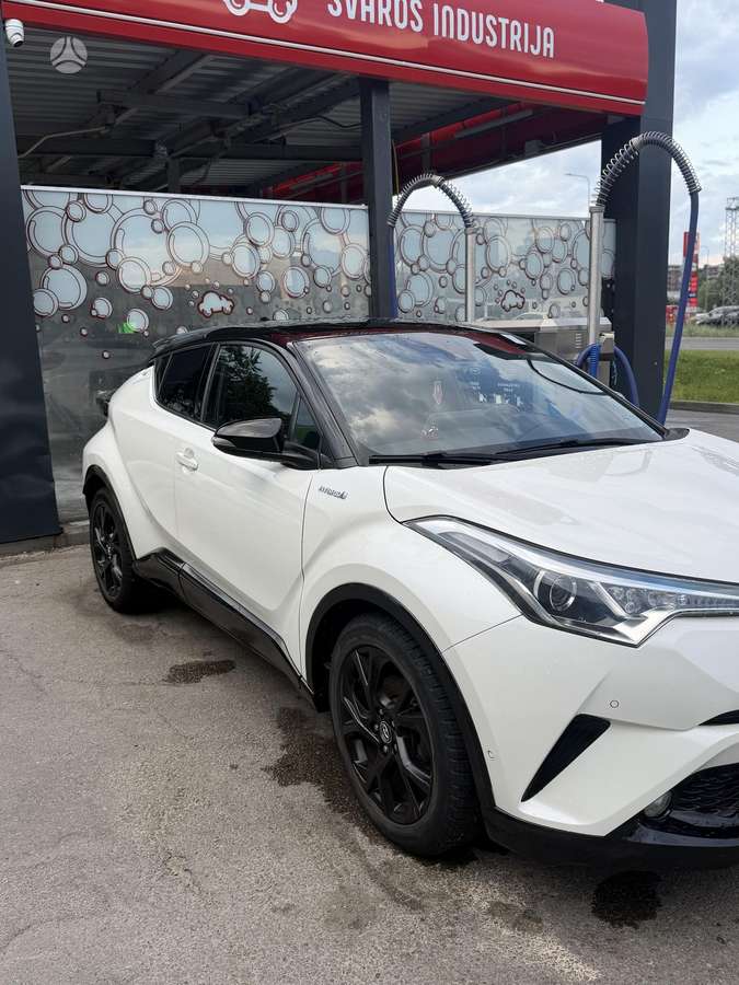 Toyota C-HR - 3