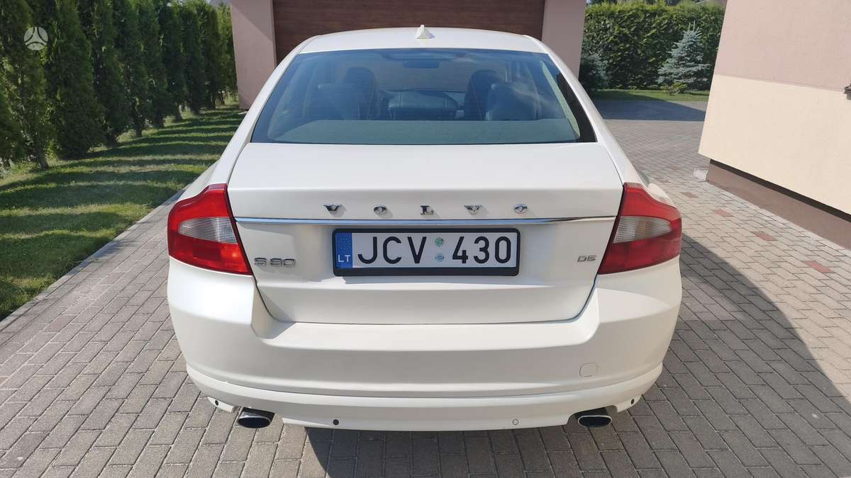 Volvo S80, 2.4 l., Седан