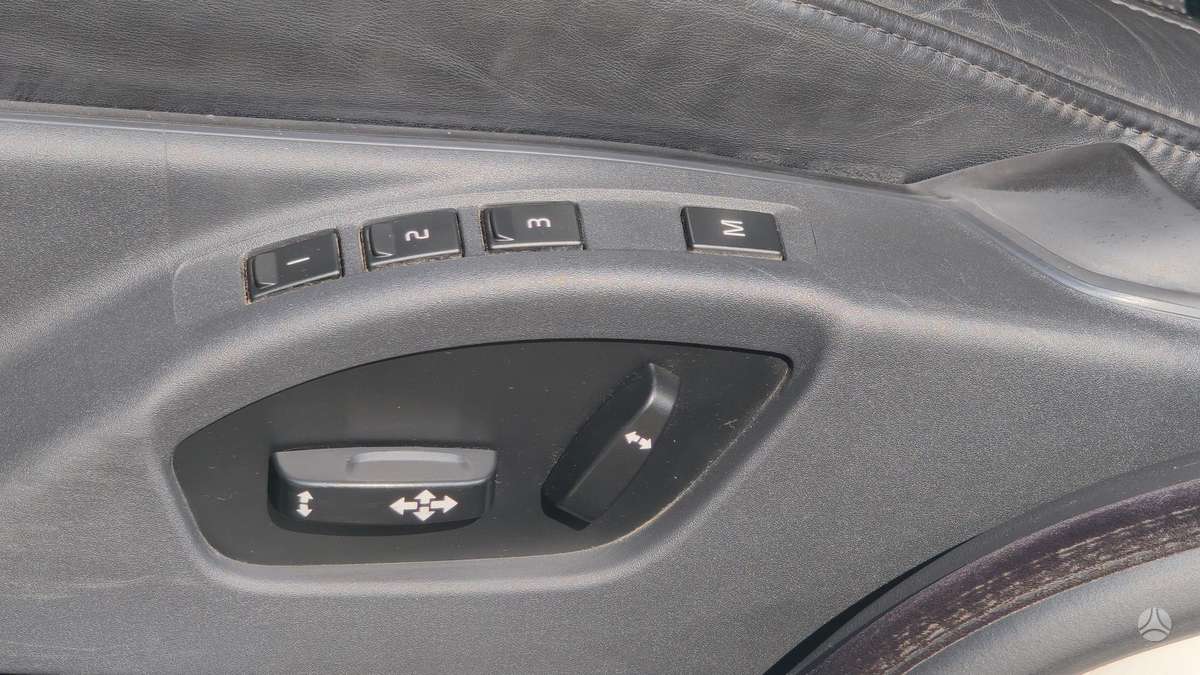 Volvo S80, 2.4 l., Седан