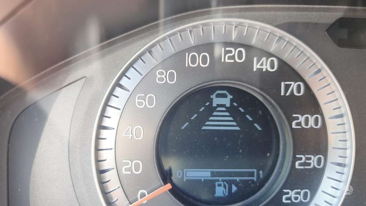 Volvo S80, 2.4 l., Седан