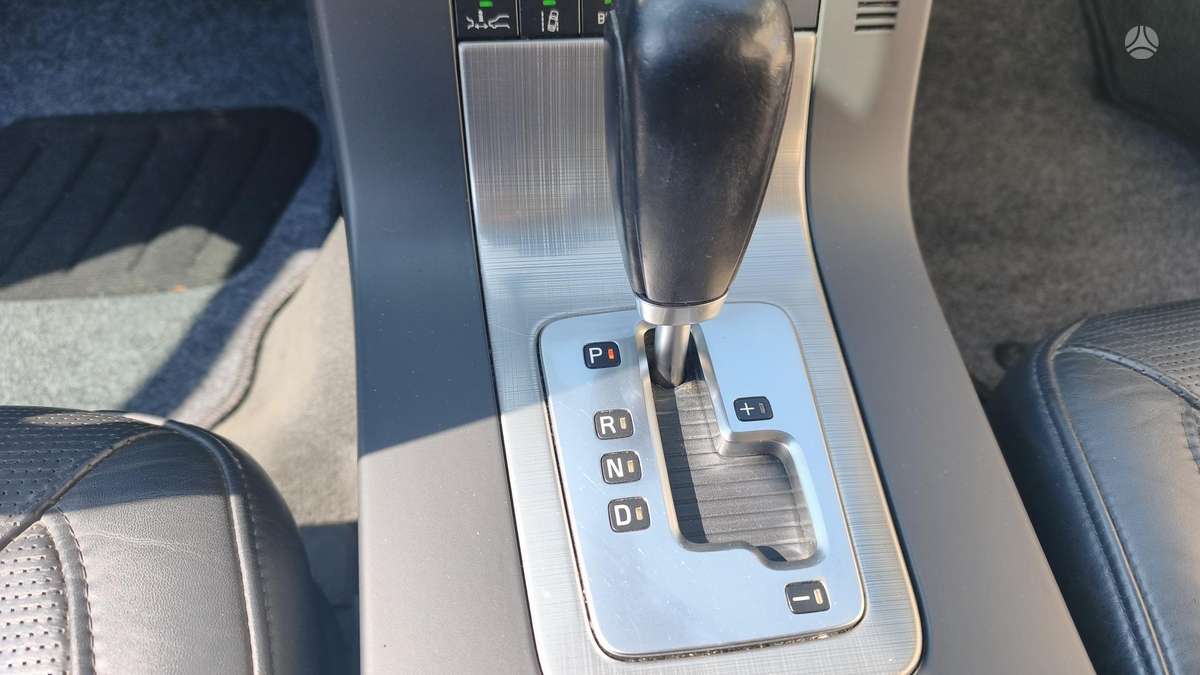 Volvo S80, 2.4 l., Седан